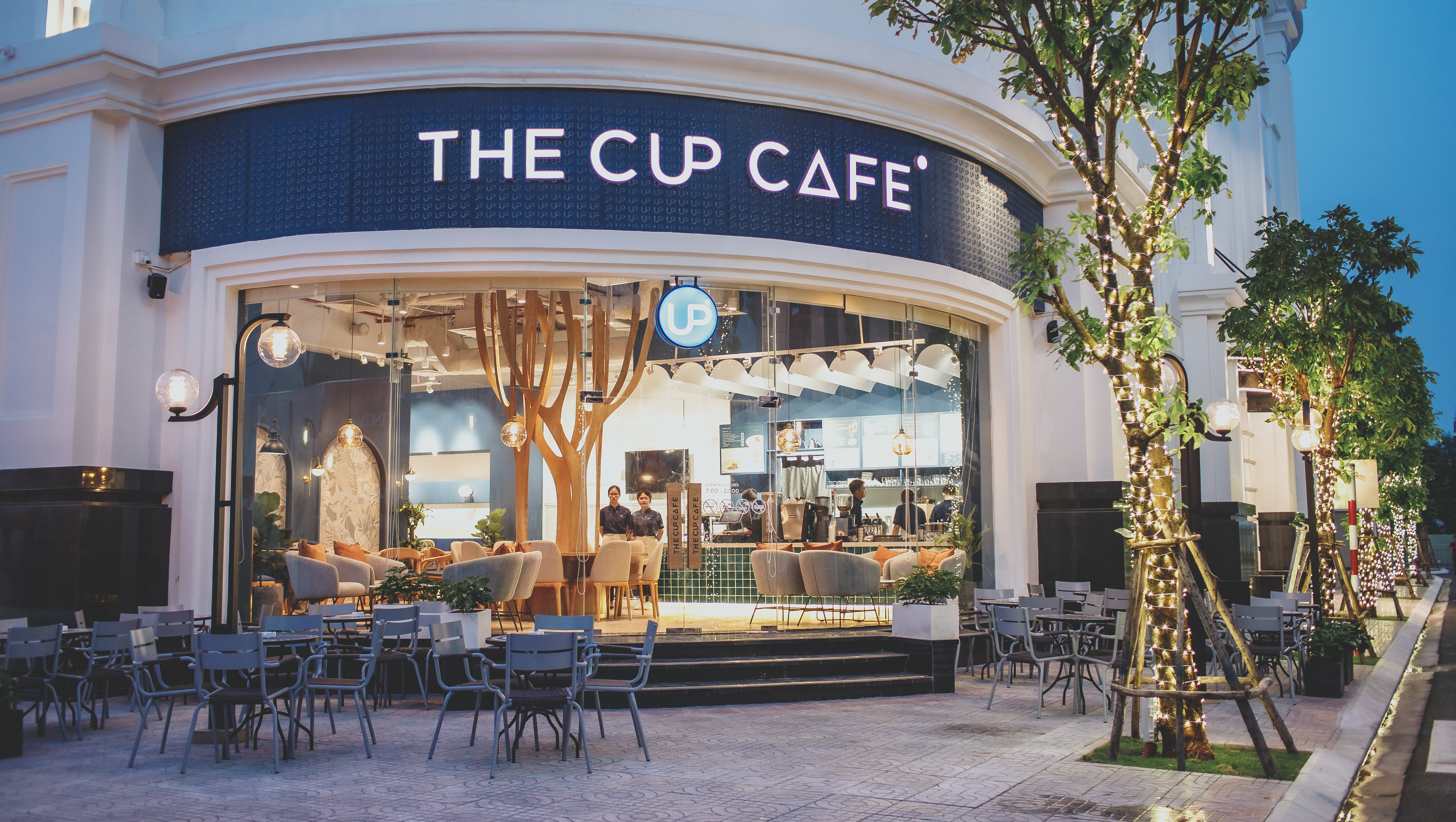 the cup cafe vincom dĩ an