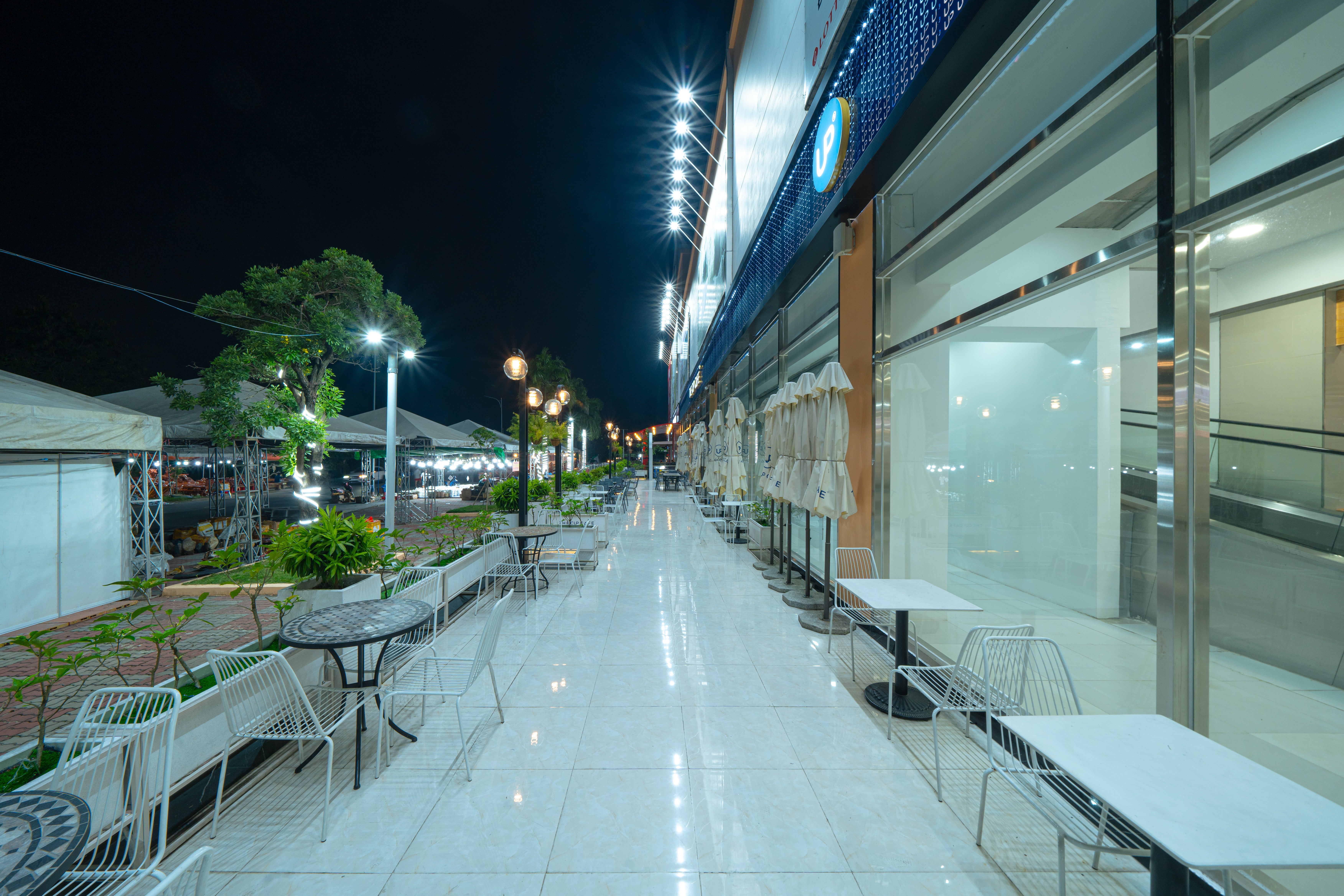The Cup Cafe LOTTE Mart